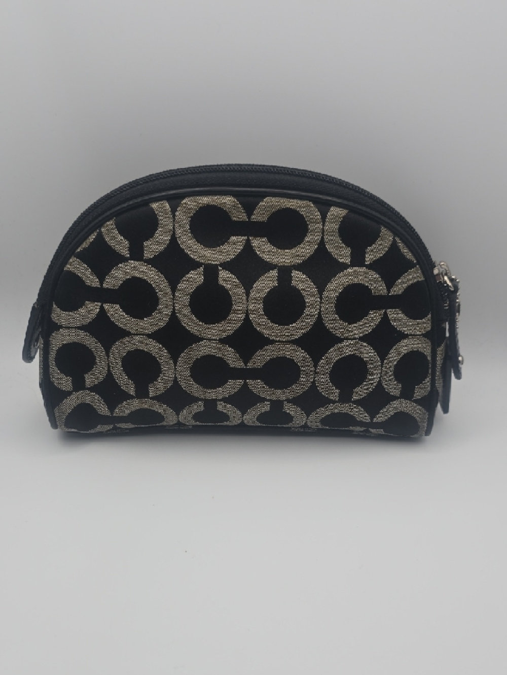 Coach Black & Metallic Silver Signature Dome Small Cosmetic Case/Pouch (V-G)🩶🖤 - Picture 10 of 10